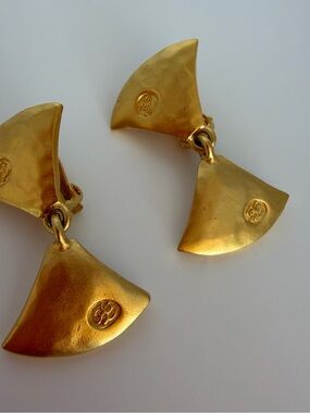 Karl Lagerfeld Gold Sculpted Fan Drop Clip-On Earrings